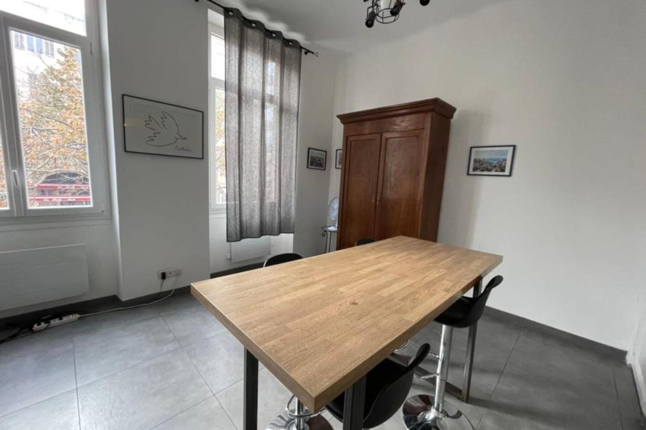 Charming Apartment In The Old Port 마르세유 외부 사진