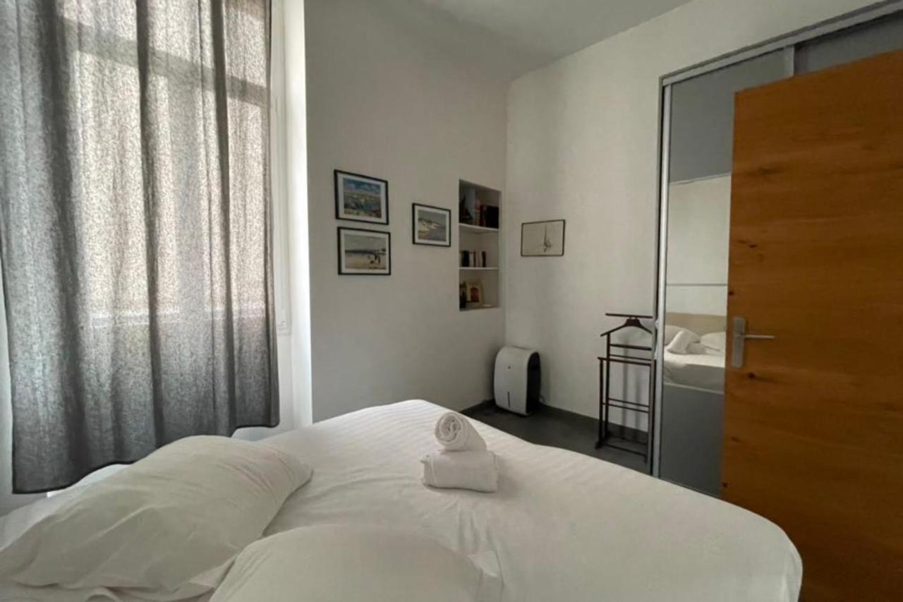 Charming Apartment In The Old Port 마르세유 외부 사진